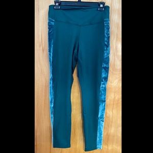 Victoria's Secret PINK Cozy Fleece Lined Legging